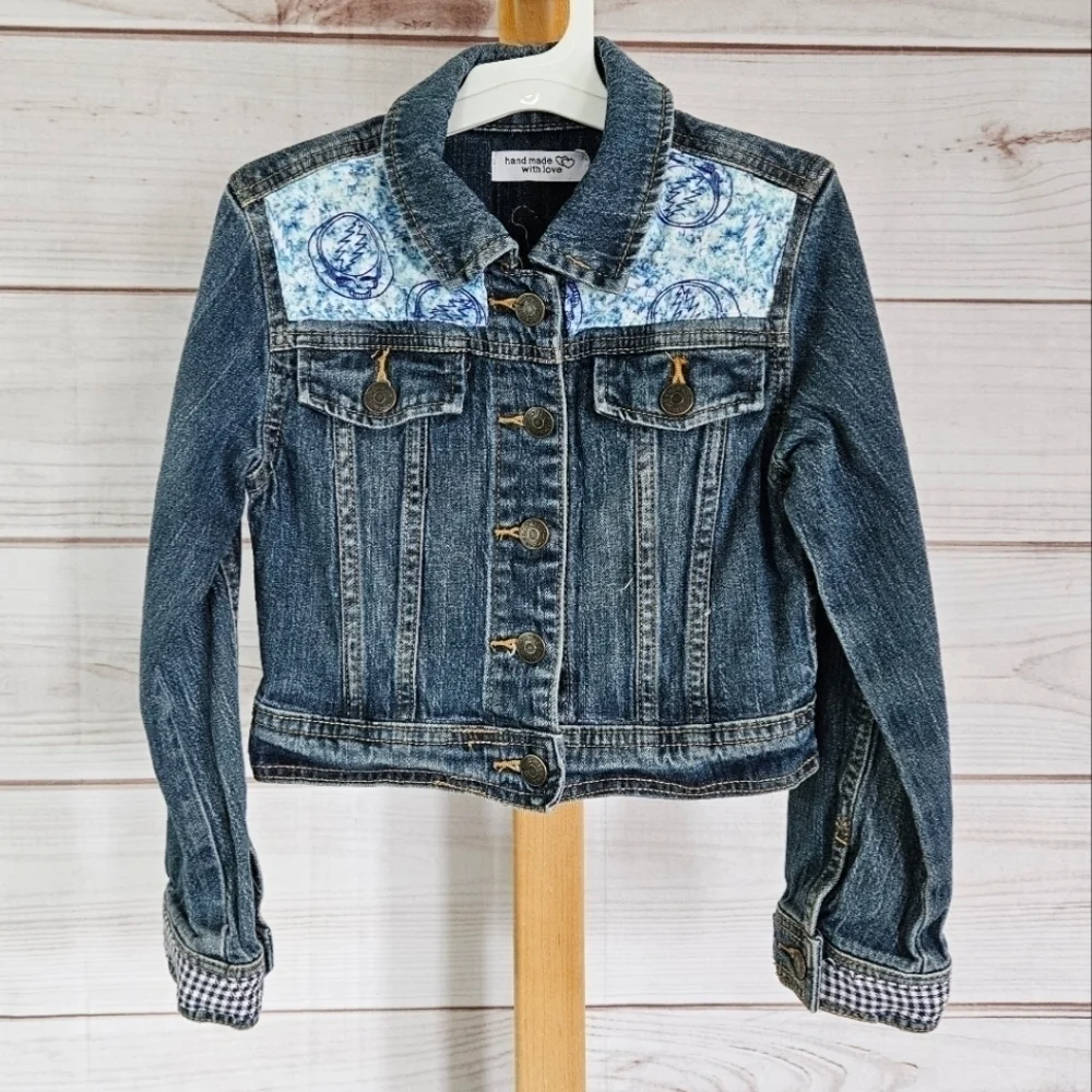 Handmade The Grateful Dead Denim Trucker Jacket in Blue and White Sz 6 NWT